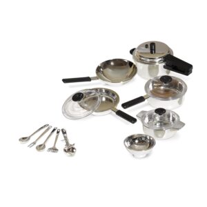 toy saucepan set uk